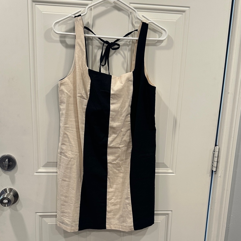 NWT large Storia Black and Cream Colorblock Mini Dress linen striped tie back